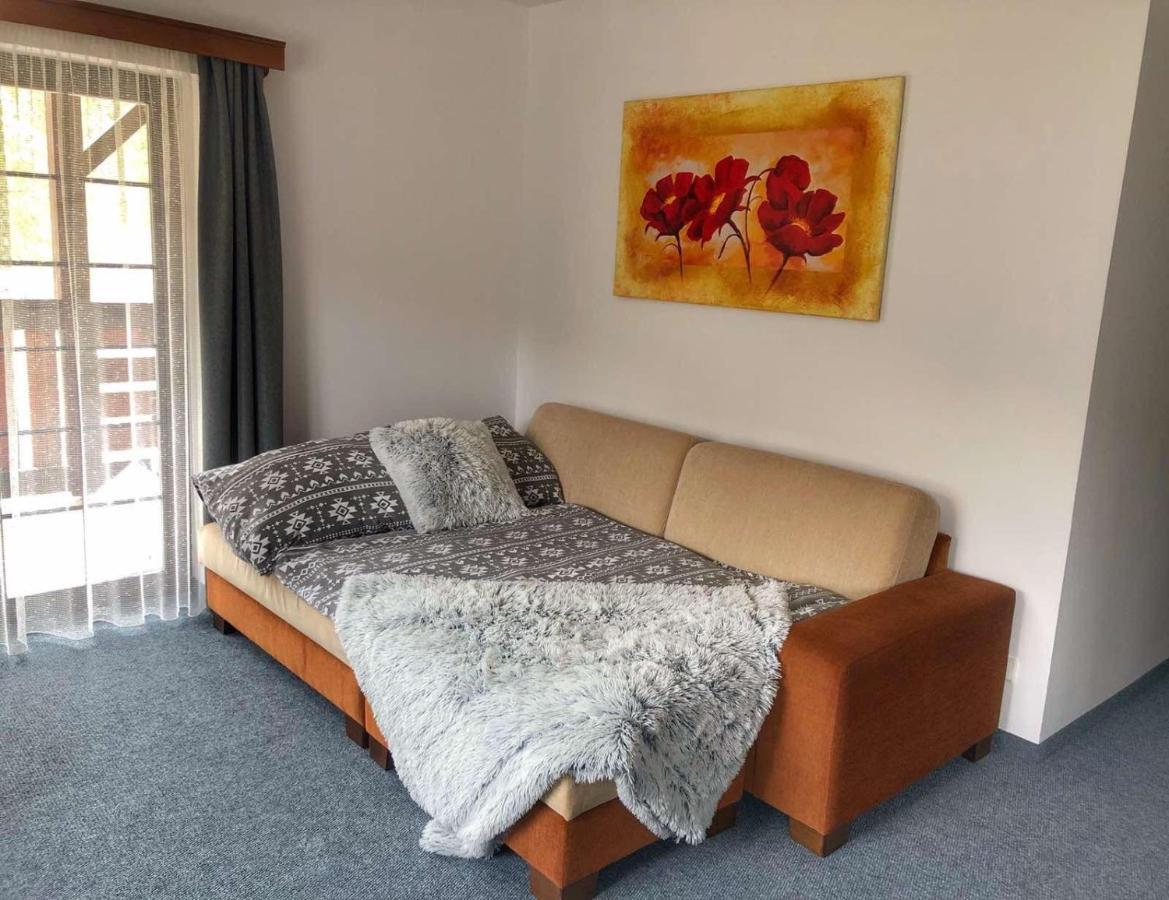 Apartman Renata 10 ルジョムベロク エクステリア 写真